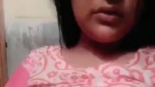 Savita Si Bhabhi India Menggoda Dengan Memamerkan Payudara Ranumnya