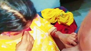 Bokep India: Bhabhi Ketat Ngespoon Sambil Merintih Dalam Bahasa Hindi