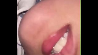 Tante Kesepian Minta Dipijat Sampai Lemas, Badannya Pegel Pengen Digoyang