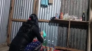 Pria Malang Mengganyang Adik Ipar Sendiri Dalam Adegan Panas Ala India
