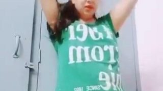 Tante Chandigarh – Video Telanjang Selfie Panas