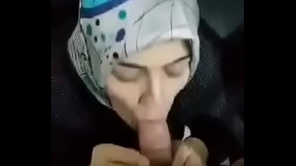 Sensual Blowjob Dengan Hijab