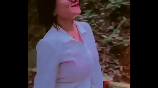 Desi Cewek Babita, Siap Digoyang Sampai Basah Kuyup.