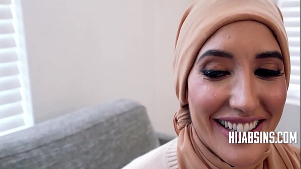 Mengoyak Tabu Budaya, Gores Demi Gores Yang Membakar Nafsu