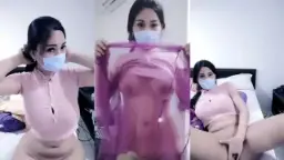 Cantik Rosita Pamer Memek Basah Siap Digoyang