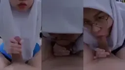Hijab Manis, Kacamata Seksi, Bibir Mulus Nyepong Kontol.
