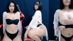 Marscha Cakep, Pantatnya Montok, Toketnya Tobruk Bikin Ngilu.