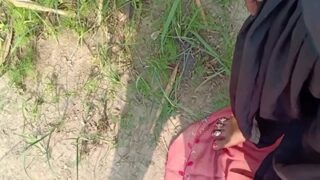 Seorang Bejat Ngentot Tante Sendiri Di Luar Ruangan Dalam Mms Desi