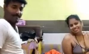 Tonton Video Mesum Tetangga Desi Asli, Bikin Makin Bernafsu