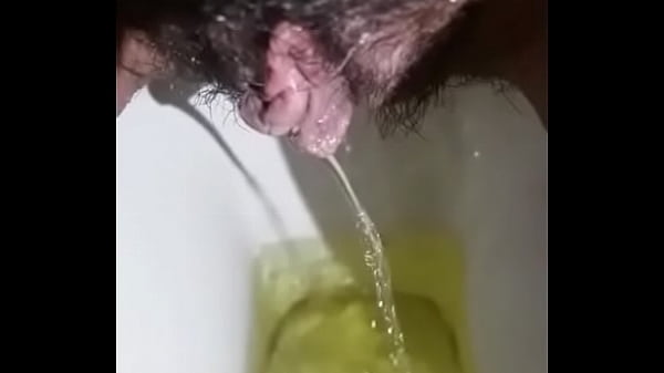 Ngentot Sambil Pipis Gaya India Desi, Bikin Basah Kuyup.