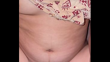 Aku Diajak Ibu Teman Yang Janda Crot Di Rumahnya, Mulus Dan Basah.