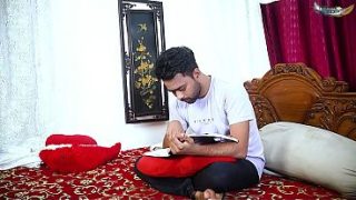 Ibu Tiri Montok Besar Digenjot Anak Tiri Saat Sepi Rumah, Film Penuh Nafsu (audio Hindi)