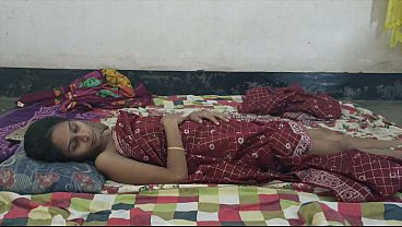 Desi Bhabhi Digauli Tetangga Sampai Meringis Kegirangan