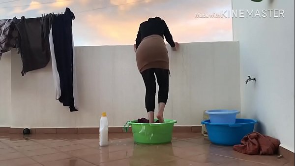 Bokep Hijab, Pantat Montok Dan Kaki Mulus Bikin Ngiler.