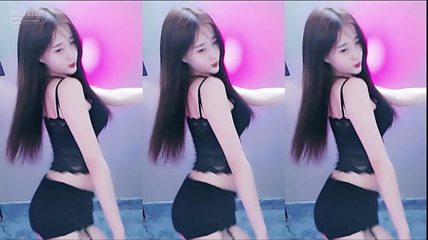 Cewek China Goyang Tangga Pake Baju Renda Hitam Bikin Makin Pengen