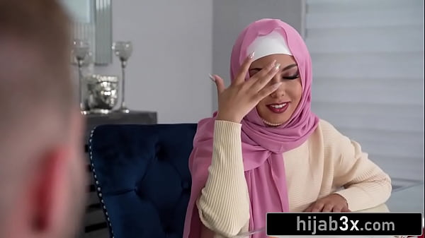 Binalnya Si Cantik Berhijab Tetap Ngewe Sambil Jilbabnya Nempel