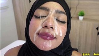 Gadis Hijab Abg Digebukin Sampai Muncrat Habis