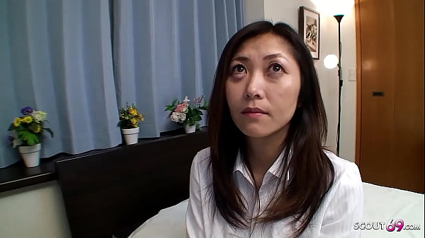 Ibu Tiri Jepang Montok Menggoda Buat Ngewe Dan Crot Di Dalem, Bokep Jepang Tanpa Sensor.