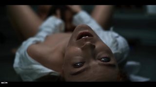 Alien Parasit Ngontrol Otak Vs Cewek Seksi Siap Digoyang