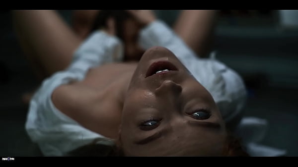 Alien Parasit Ngontrol Otak Vs Cewek Seksi Siap Digoyang