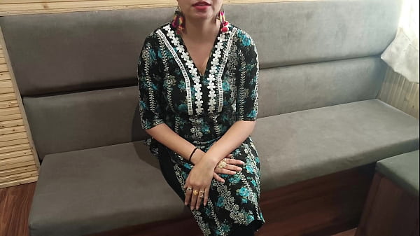 Jija Ji Ngeliat Tubuh Seksi Saali Langsung Nafsu, Ngewe Memek Dan Bontotnya Pake Suara Hindi