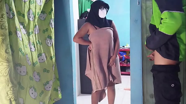 Kepergok Ojol Pas Lagi Mainin Diri Sendiri, Bikin Makin Greget.