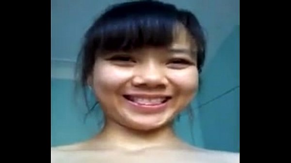 Cewek China Mainin Memeknya Sendiri Close Up