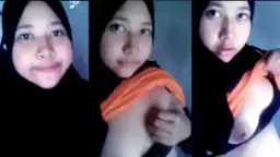 Abg Hijab Pamer Dada Montok Bikin Sange
