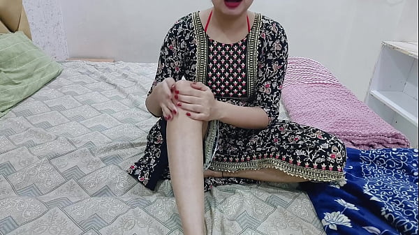 Malam Itu, Kakak Tiri Sendirian Di Kamar, Aku Pun Masuk Dan Menggesek-gesekkan Tubuh Serta Memijat Bagian Sensitifku Di Depannya.