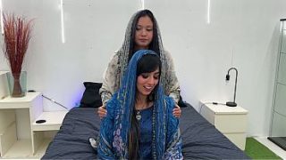 Heboh! Adu Gaya Threesome Bareng Dua Arab Montok, Tembem Dan Mulus Banget – Aaliyah Yasin Sama Jade Presley
