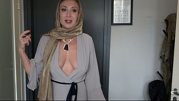 Ibu Tiri Hijab Montok Ngentot Bareng Anak Tiri Kontol Besar