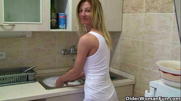 Ibu Bikin Video Coli Di Rumah, Bikin Ngilu Hot Abis
