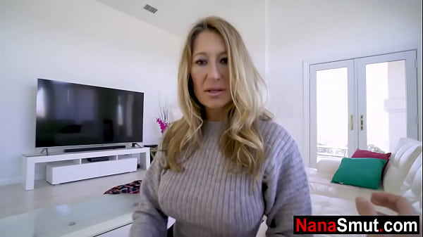 Nenek Tiri Lagi Horny, Minta Si Cucu Tiri Buat Ngewe