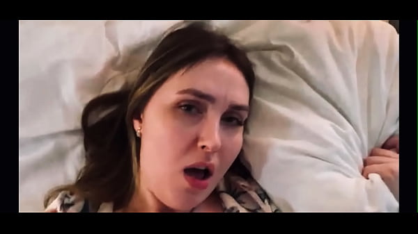 Lonely Mama Dan Anak Tiri Liburan, Makin Panas Makin Liar Di Kamar.
