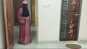 Aku Ngewe Step-sis Gara-gara Dia Main Game.