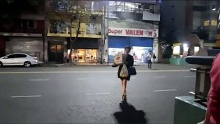Di Tengah Pandemi Dan Hiruk Piruk Rock And Roll, Dalam Karantina Penuh, Nyokap Temenku Pergi Ke Supermarket Dan Dapet Dua Jenis Siapa Aja.
