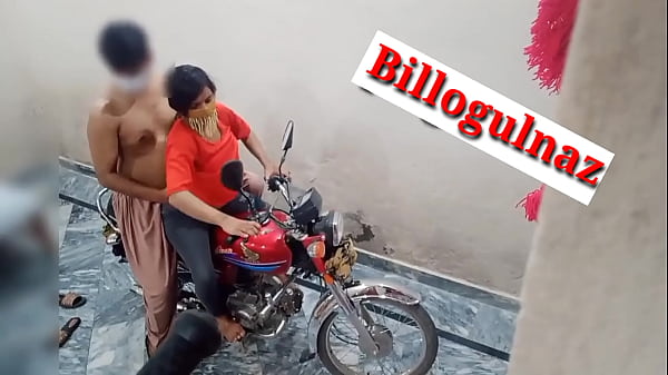Bokep Panas Temen Ngewe Di Motor Pake Suara Hindi