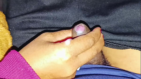 Tanteku Doyan Kontol Mungil, Sange Berat Pengen Digembleng.
