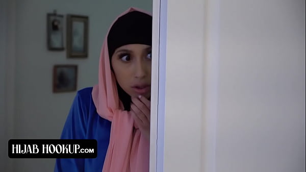 Pelajar Hijab Cantik Bergoyang Dihajar Kontol Keras Gurunya