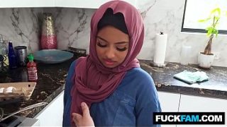 Ebony Hijabi Cewek Nakal Lagi Belajar Jadi Bejad Bareng Hadiya Honey Sama Allen Swift