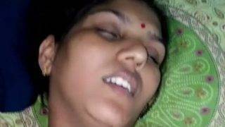 Bokep India Bhabhi Bulu Becek Dimainin Kontol