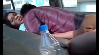 Malayali Istri Meraung Keras Saat Supirnya Memuaskan Memeknya Sampai Basah Kuyup.