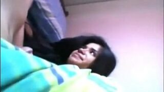 Video Panjang Penuh Aksi Seks Pasangan Muda India