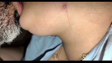 برنامج خيانة زوجية: فحل سعودي يخترق خدامة تونسية بنيك وسخ ومص زب جامد