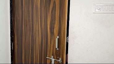Kakak Tiri Menggantikan Kekurangan Pacar Dengan Cara Yang Bikin Basah.