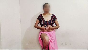 Bhabhi Nakal Khatarnak Bada Loda Chudai Ke Liye Pati Ko Dhoka Dekar Chudti Hai