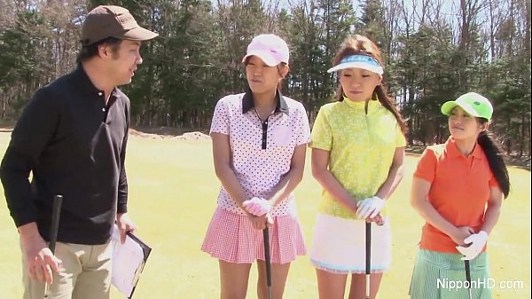 Cewek Cina Murah Main Golf Telanjang