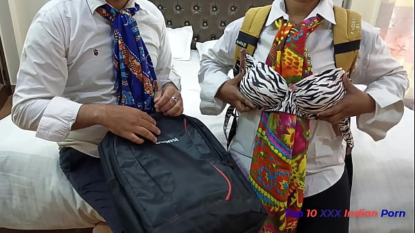 Ngentot Sama Cewek Desi Di Hotel Oyo, Pertemuan Pertama Langsung Crot Di Dalem